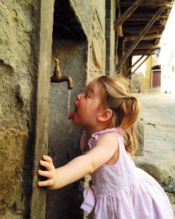 Toddler in Tuscany